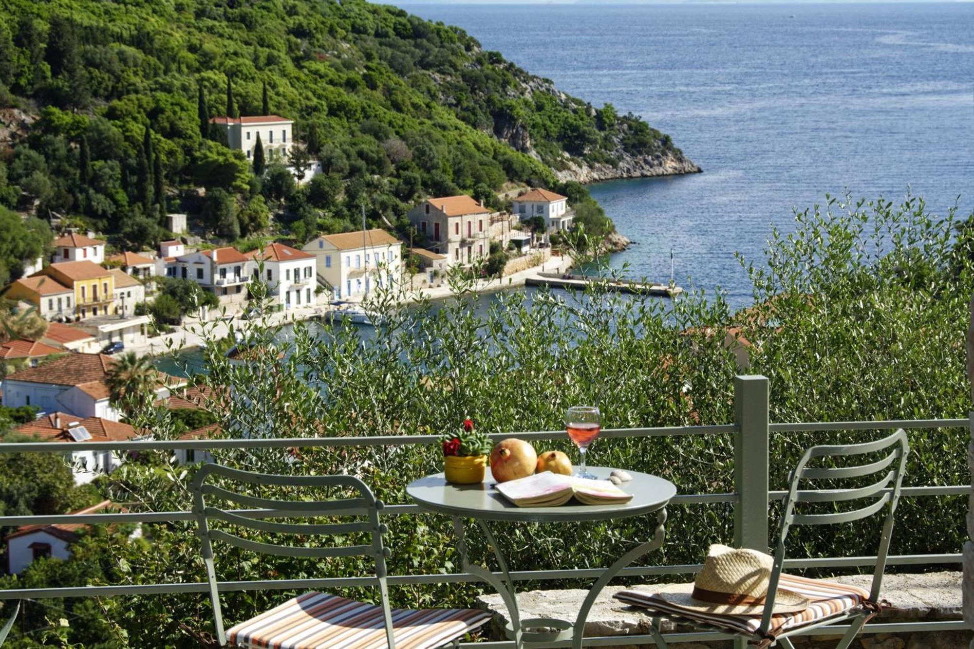 Likoudis Villas Suites ,On The Kioni,Ionian Islands Ithaca, Exterior foto